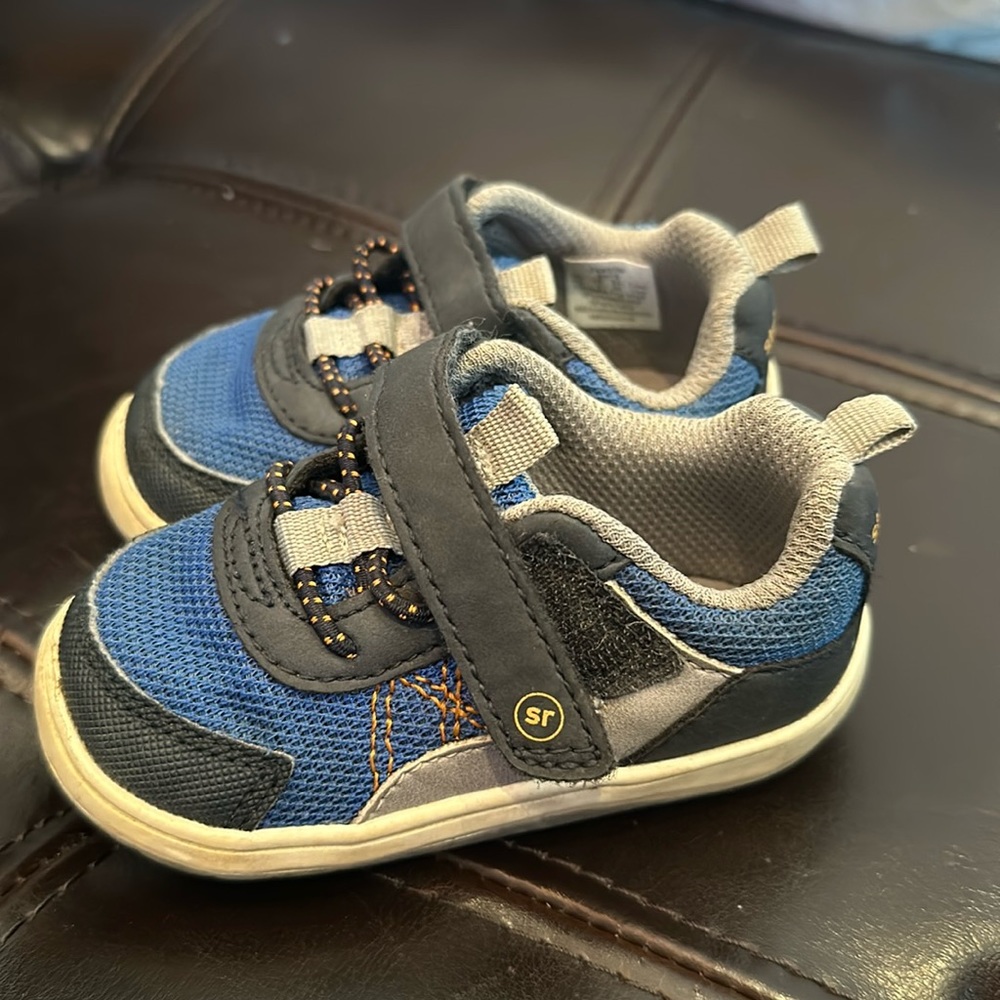 Stride right 360 toddler shoes